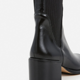 Flattered Quinn - Black