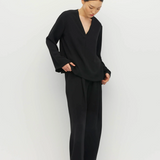 Juliette Hogan L/S Yvette T - Black