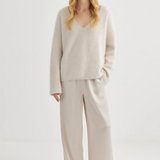 Laing Brushed Cashmere V-Neck - Oyster