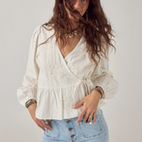 Maison Hotel Salma Blouse - White Magnolia