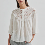 Second Female Ericae - White