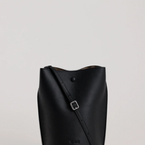 Yu Mei Phoebe Bucket - Black Deer Nappa